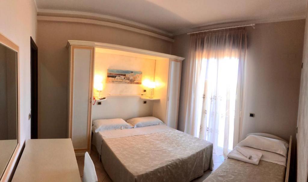 Pensione Degli Ulivi Porto Sant'Elpidio Exterior photo